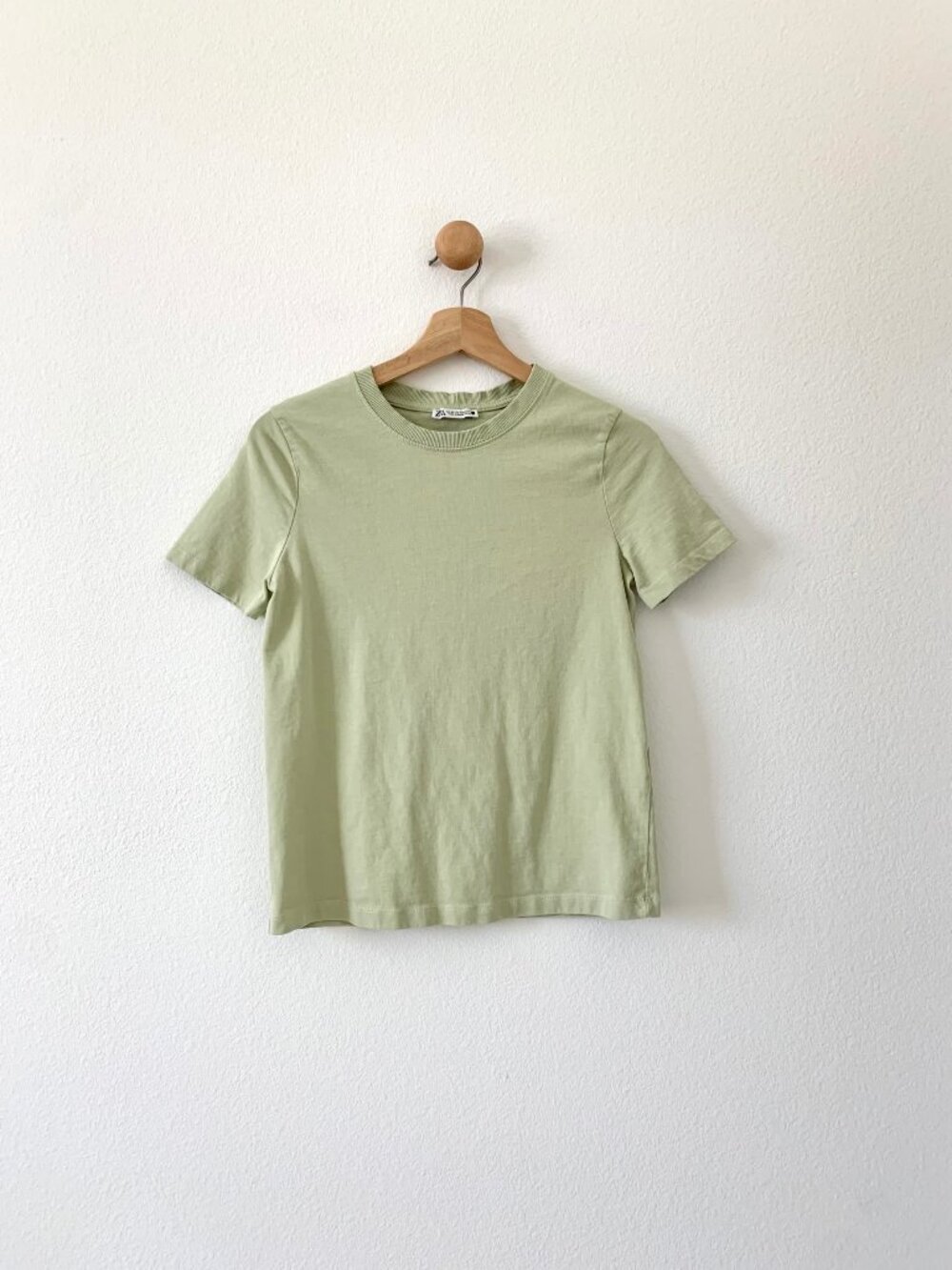 Zara Light Green Sage Solid Short Sleeves Crew Neck Tee Shirt XSmall